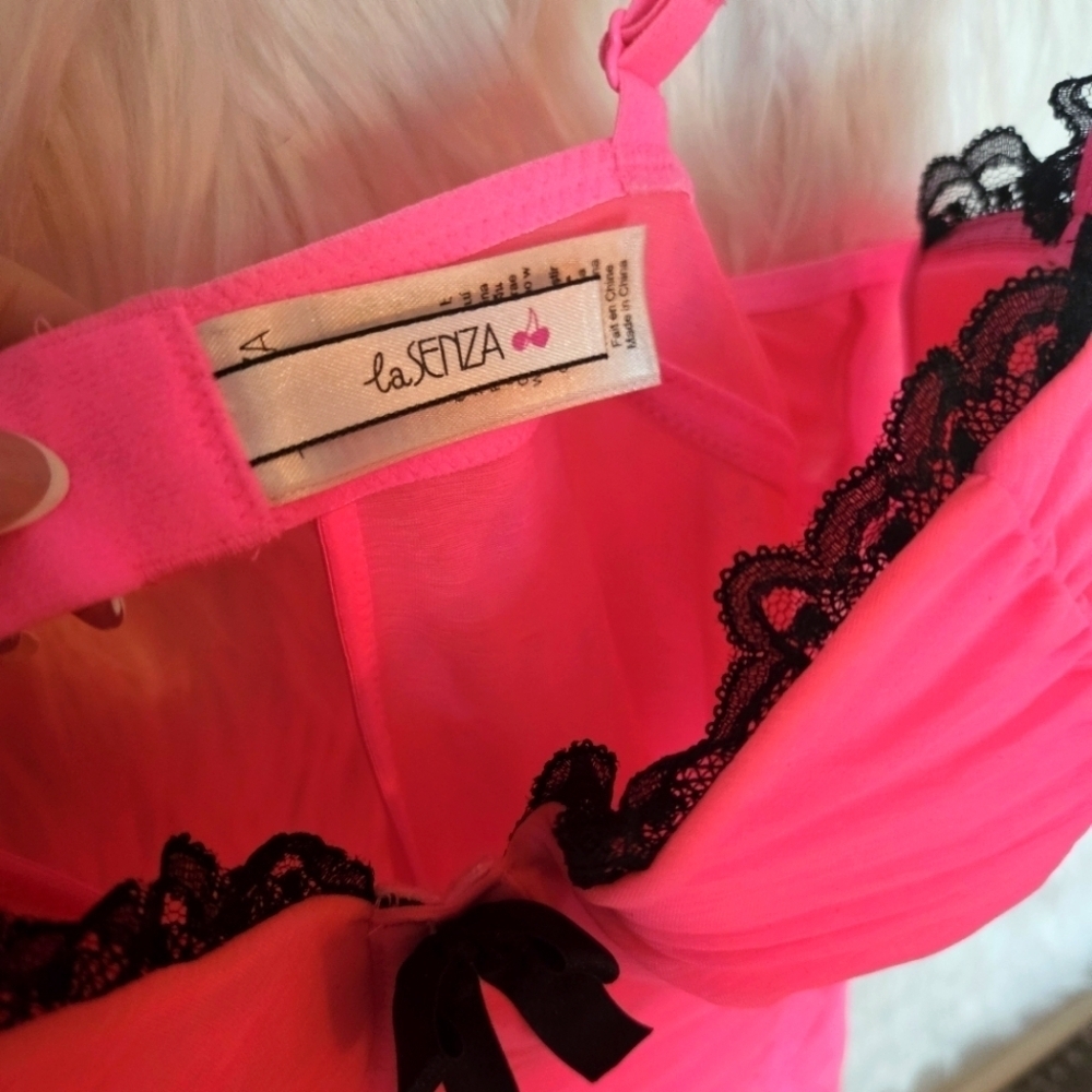 La Senza Ruched Push Up Chemise w/Lace and Bow Accents (NWOT) - Picture 5 of 6
